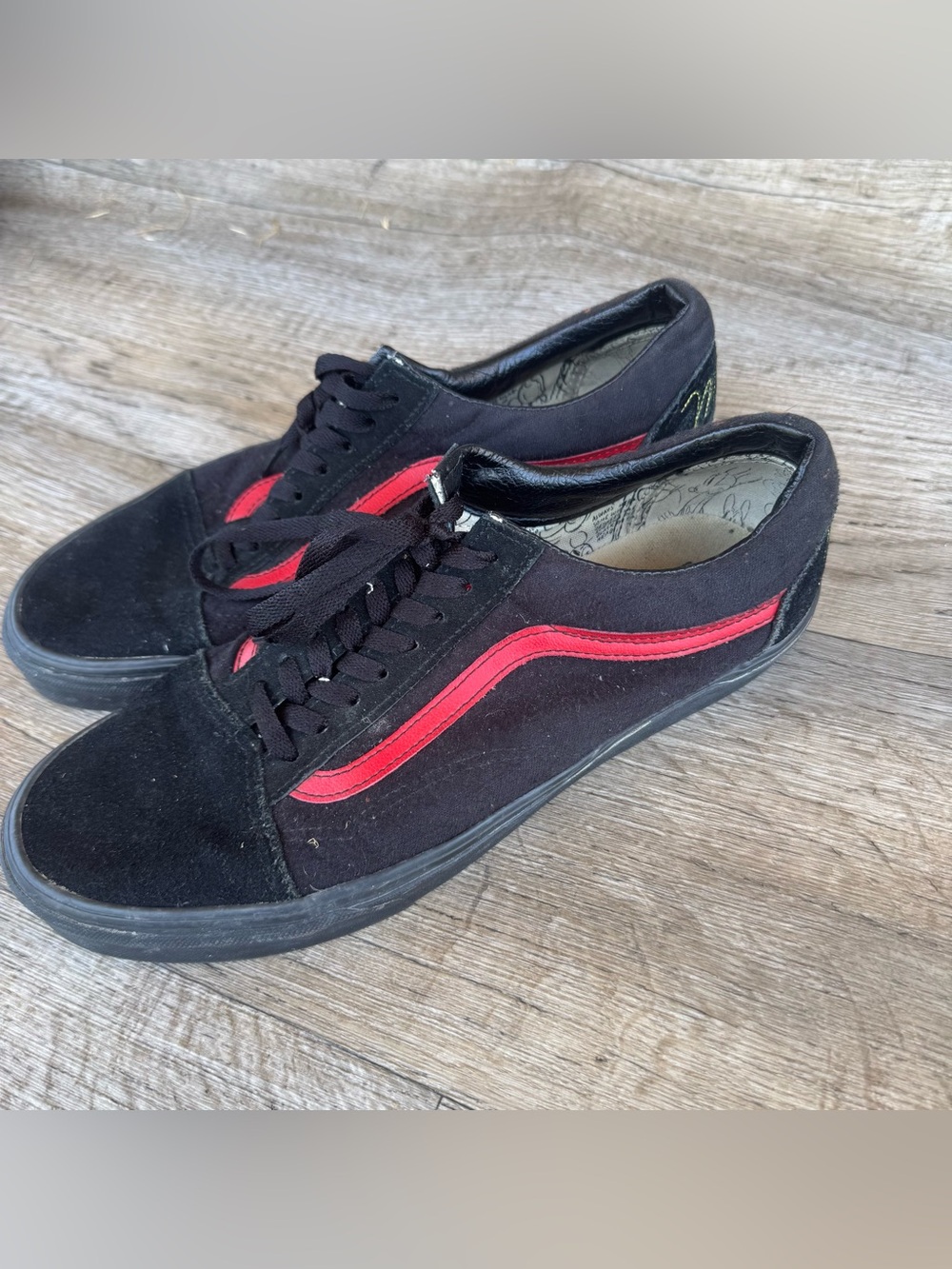 Vans x Disney Mickey Mouse Club Old Skool Black And Red Men’s Size 11